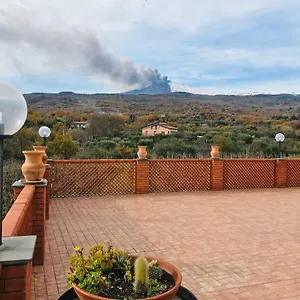 Apartment Camia Etna House, Piedimonte Etneo
